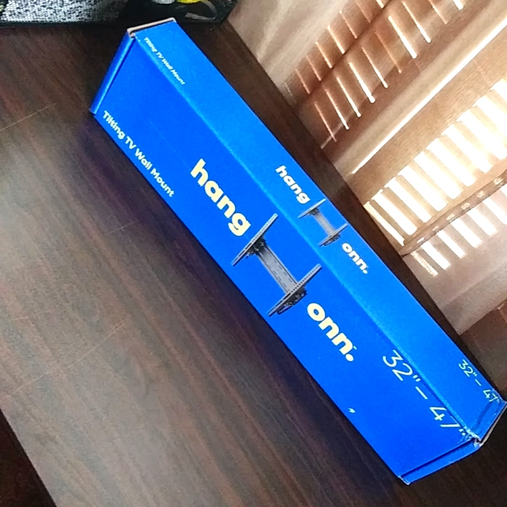 Tv wall mount